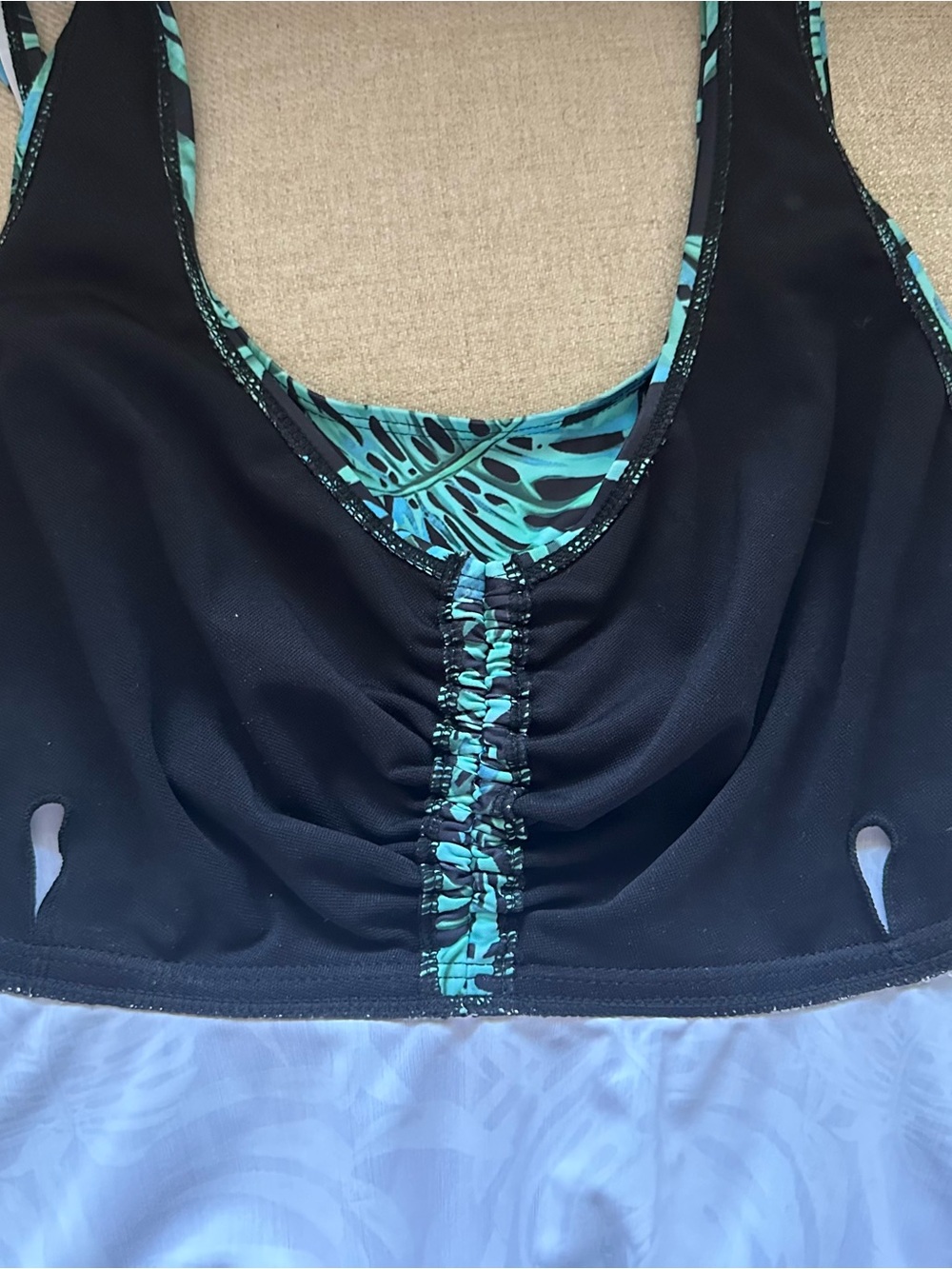 Amazon Women's Teal and Black Leaf-Print Swim Tank Top - Picture 6 of 10